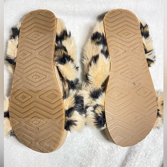TOMS faux fur leopard slippers - Picture 2 of 4